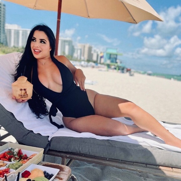 Black Plunging Backless Criss Cross Swimsuit - Picture 2 of 8